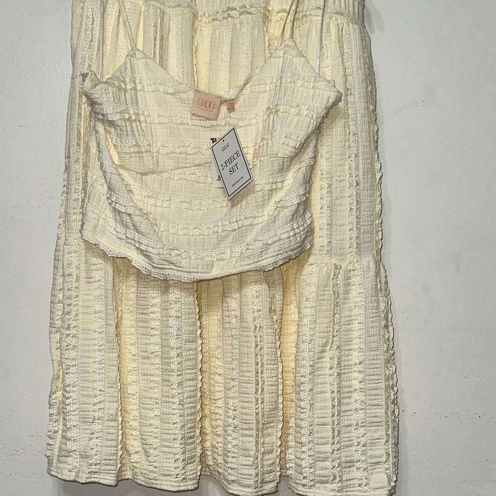 Elegant Cream Skirt Set